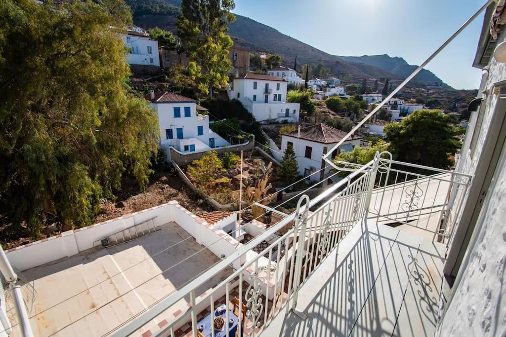 Iolis Loft Hydra Apartment Exterior foto
