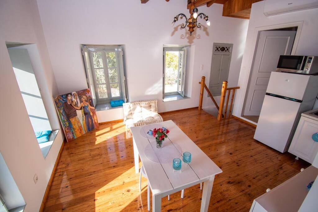 Iolis Loft Hydra Apartment Exterior foto